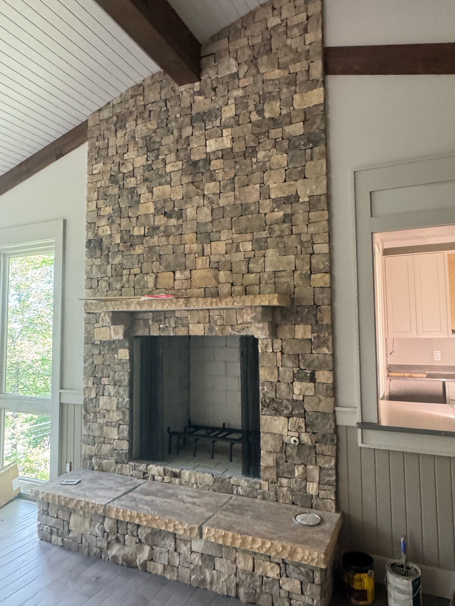 natural stone vaneer fireplace